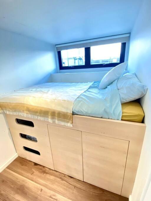 Houseboat Eleuthera Бембридж Экстерьер фото